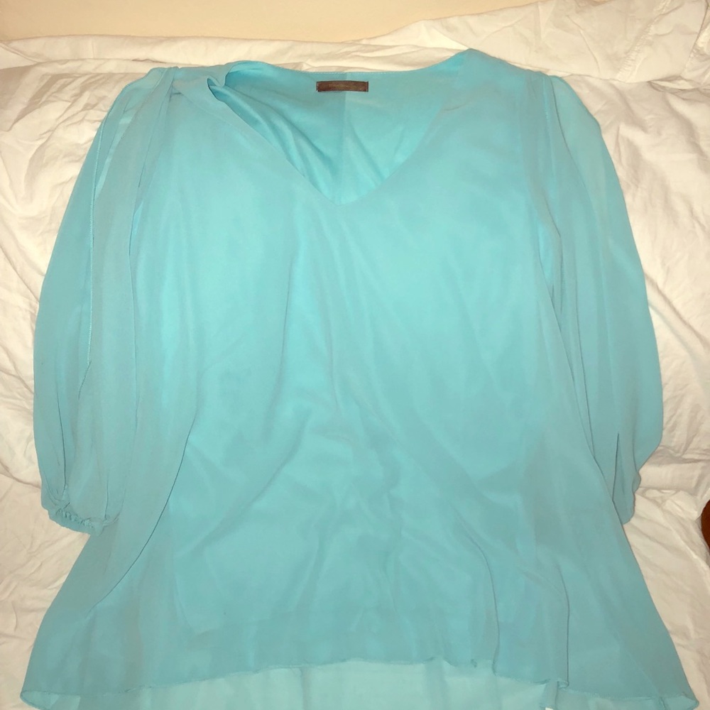 Sky blue flowy dress never worn no tags